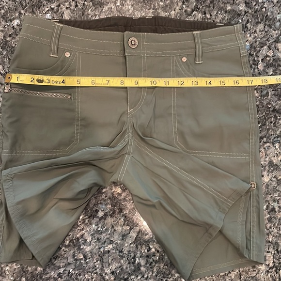 Kuhl shorts womens 10 fits like 8 olive green excellent - Picture 5 of 7